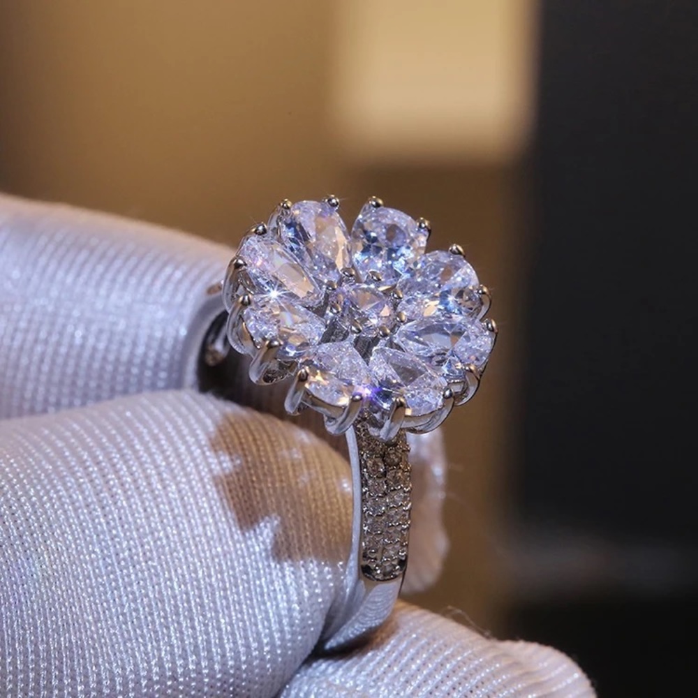 New 925 Silver Flower Diamond Women’s Ring - Picture 3 of 6